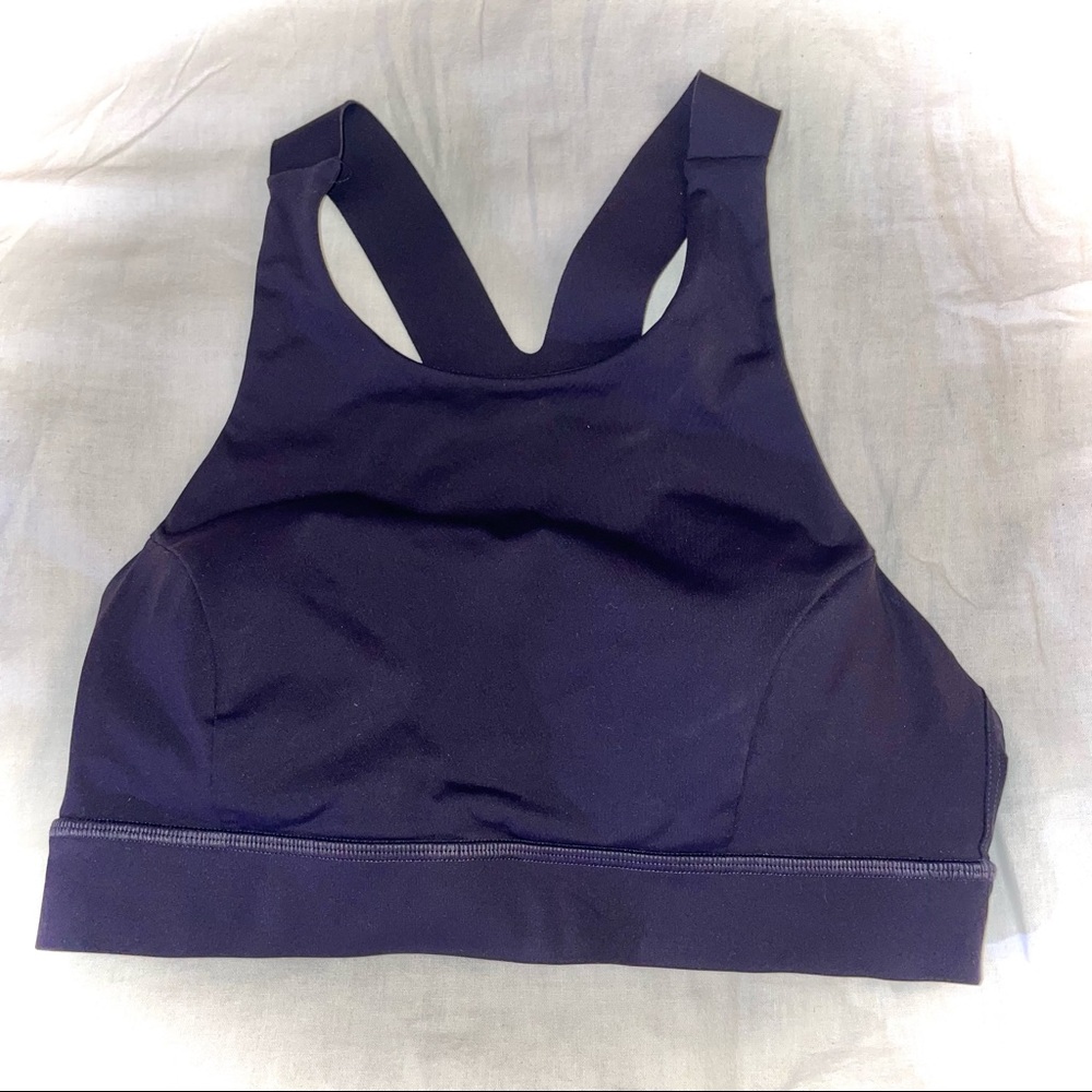 LULULEMON - plum sports bra
